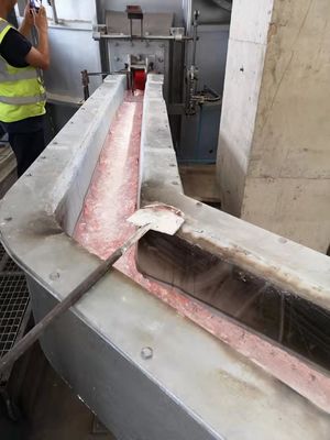Pia do metal com aquecimento elétrico para o boleto que molda em um casthouse de alumínio.