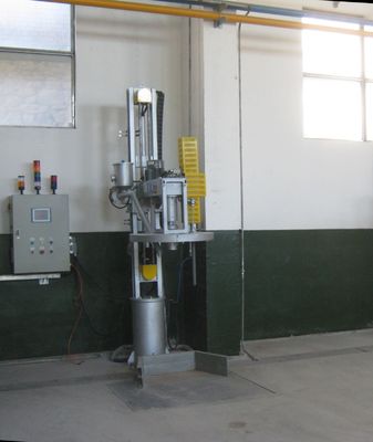 Unidade rotativa de desgaseamento para produção de gás de alta pureza 0-99 min Refinamento ≥99,996% Pureza de gás refinado 380V±10% Voltagem