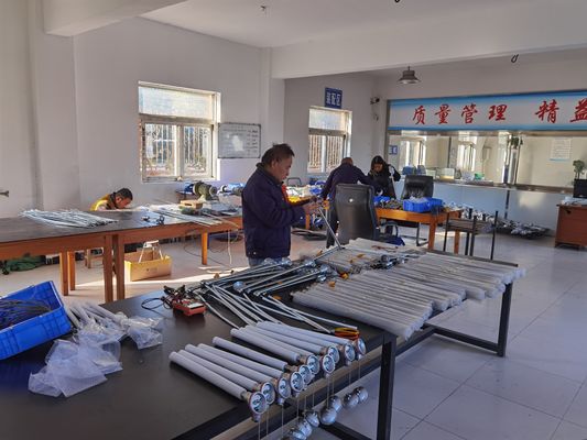 Sensor de temperatura do termocouple com medição de tensão Seebeck e junção de metais diferentes