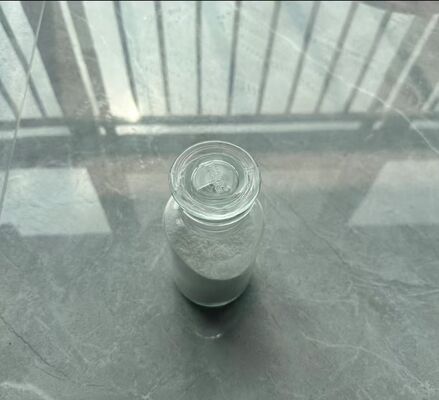 Fluxo de refinação de alumínio para limpeza e revestimento de desgaseificação de alumínio fundido