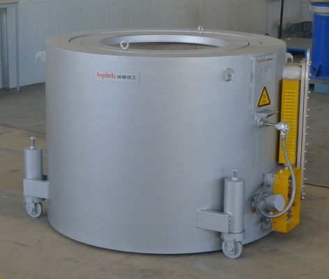 Fornalha de alumínio giratória da terra arrendada 800KG para derreter o derretimento de alumínio líquido