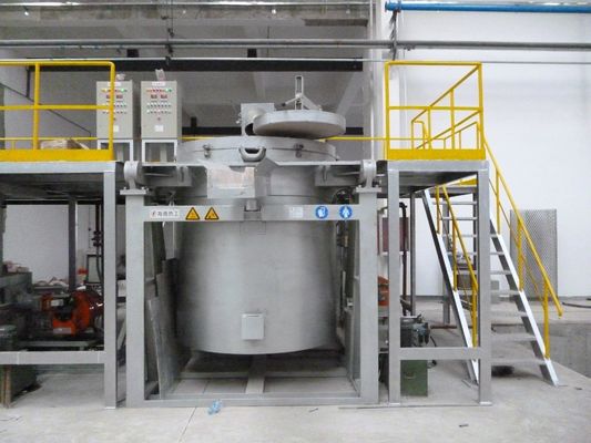 A máquina de alumínio da fornalha de derretimento da terra arrendada do LPG 900C morre moldar a utilização alta