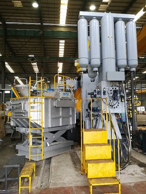 Fornalha guardando de alumínio de dose elétrica de 700KG 0.20MPa para o derretimento de alumínio