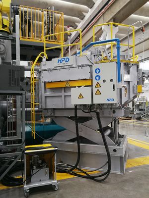 Fornalha guardando de alumínio de dose elétrica de 700KG 0.20MPa para o derretimento de alumínio